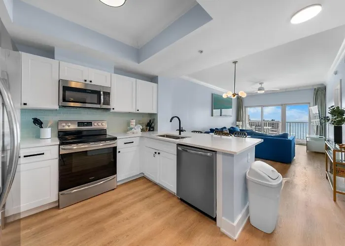 Crystal Tower 904 By Youngs Suncoast *