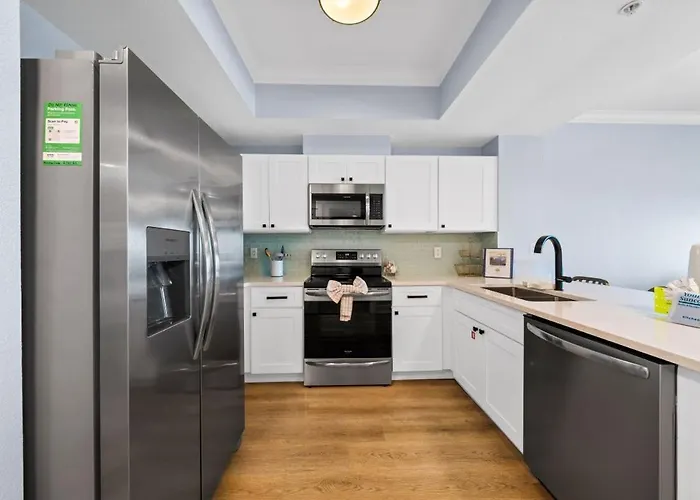 Crystal Tower 904 By Youngs Suncoast *